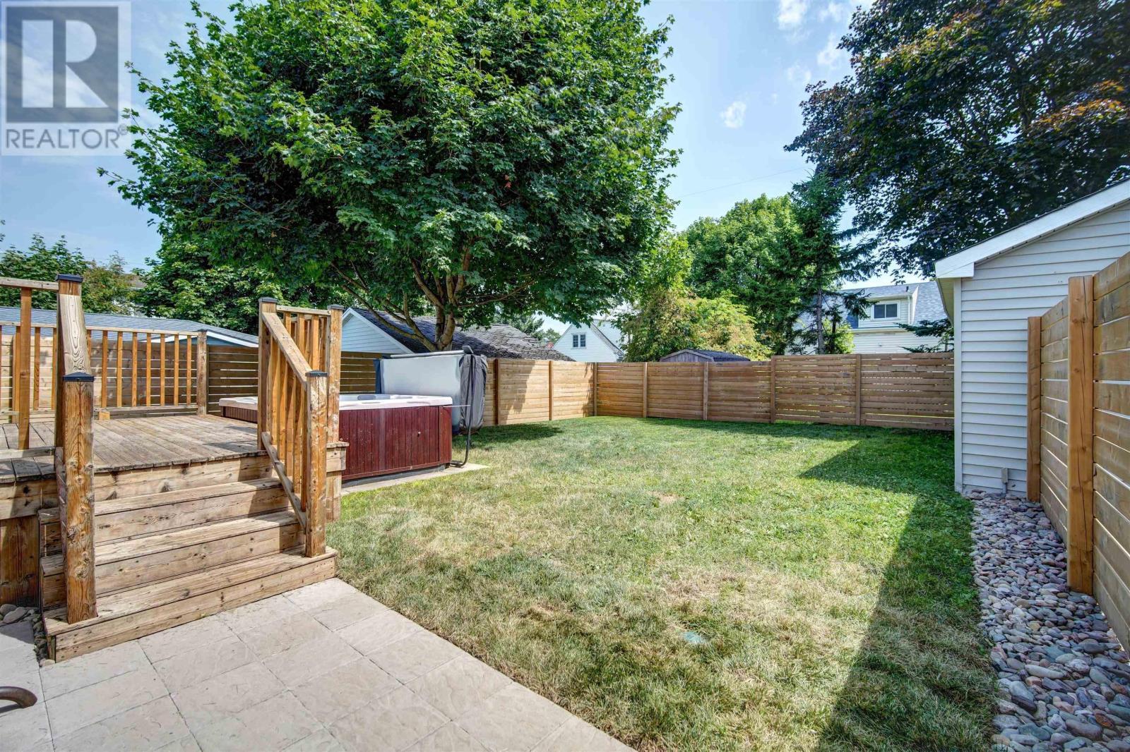 3285 Samuel Walker Drive, Halifax, Nova Scotia  B3L 4A8 - Photo 33 - 202519239