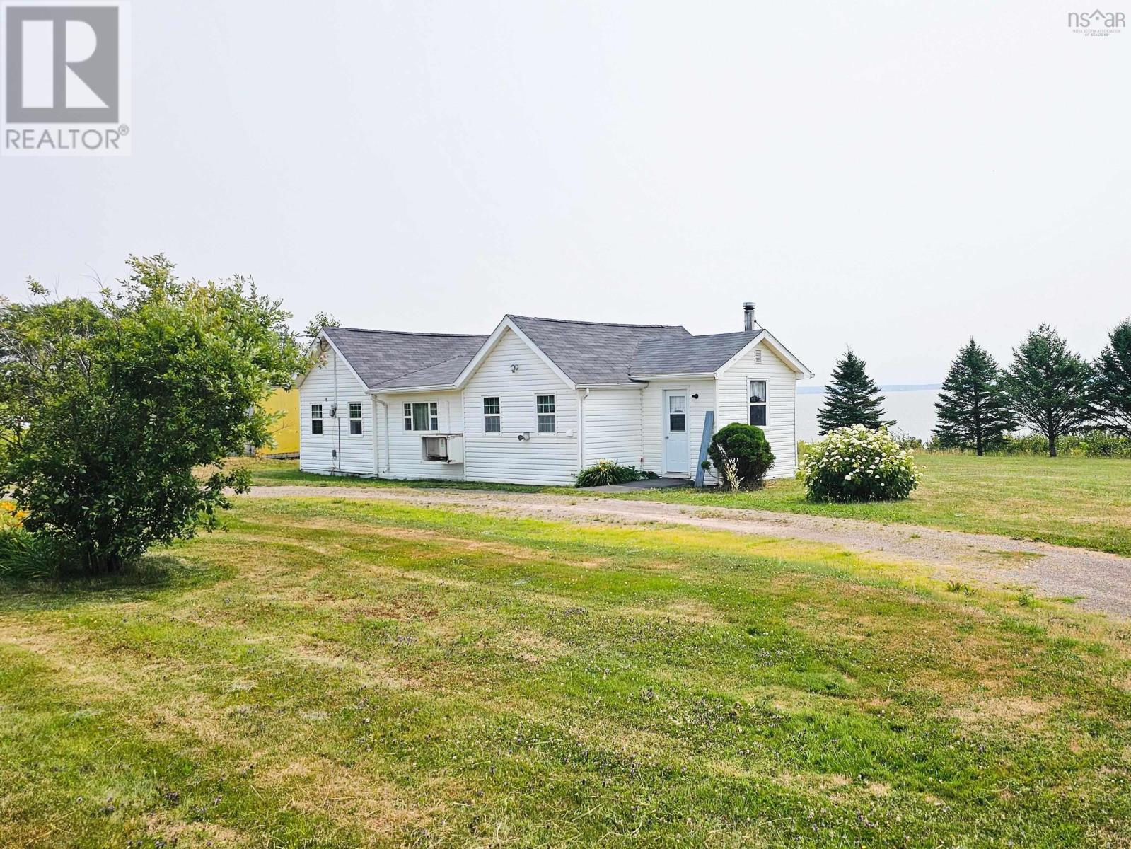 4606 Highway 2, Upper Economy, Nova Scotia