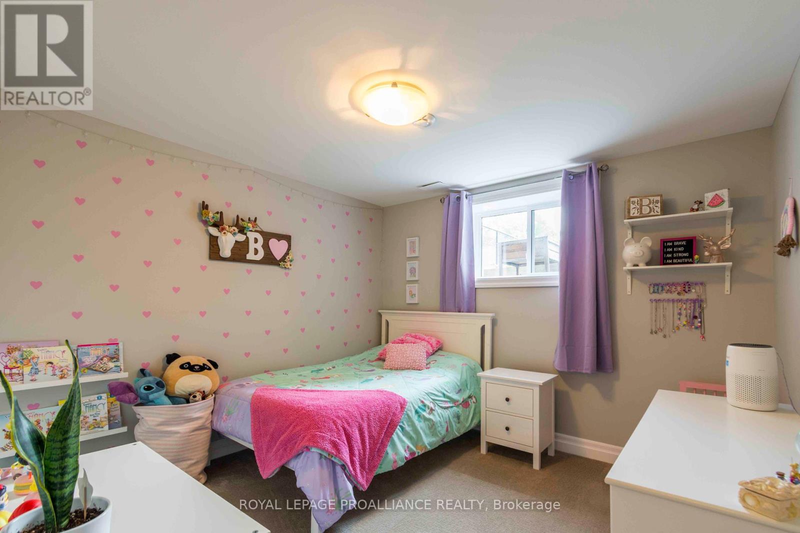 61 Aspen Drive, Quinte West, Ontario  K8V 0E2 - Photo 23 - X12330385