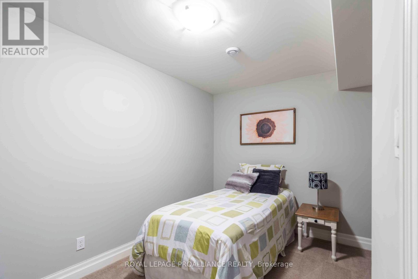 61 Aspen Drive, Quinte West, Ontario  K8V 0E2 - Photo 24 - X12330385