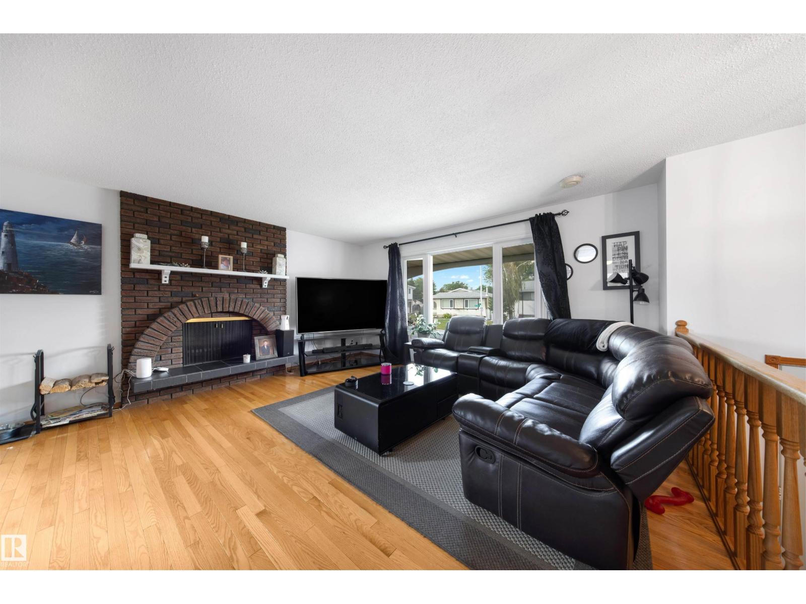 Property at 11415 148 AV NW image 5