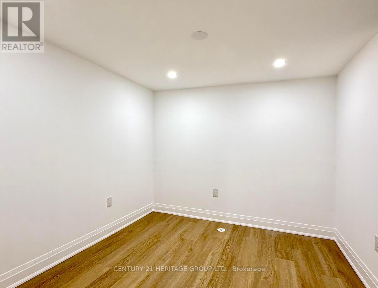 Bsmnt - 72 Laurier Avenue, Richmond Hill, Ontario  L4E 4P5 - Photo 12 - N12314116