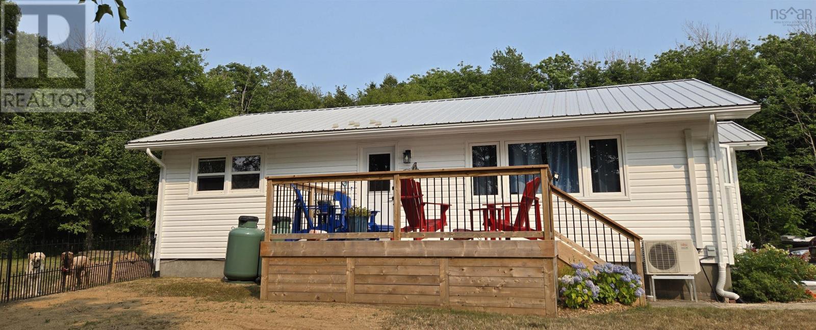 4700 Highway 1, Weymouth, Nova Scotia  B0W 3T0 - Photo 2 - 202519948