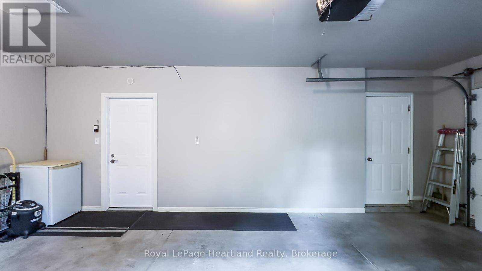 218 Princess Street E, Central Huron, Ontario  N0M 1L0 - Photo 40 - X12330343