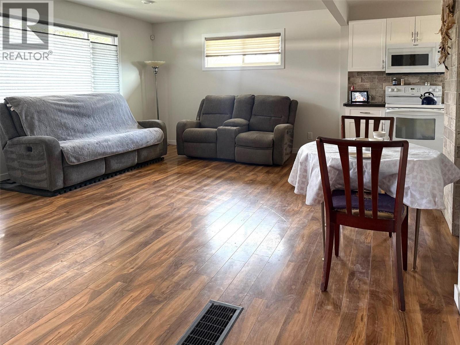 862 Desmond Street, Kamloops, British Columbia  V2B 5K5 - Photo 31 - 10358512