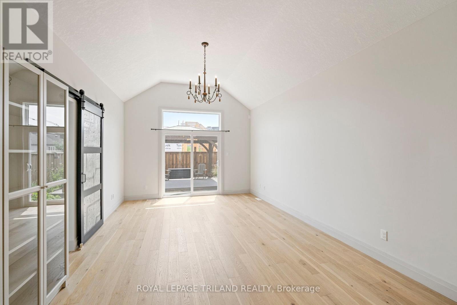 54 Compass Trail W, Central Elgin, Ontario  N5L 0B4 - Photo 10 - X12330176
