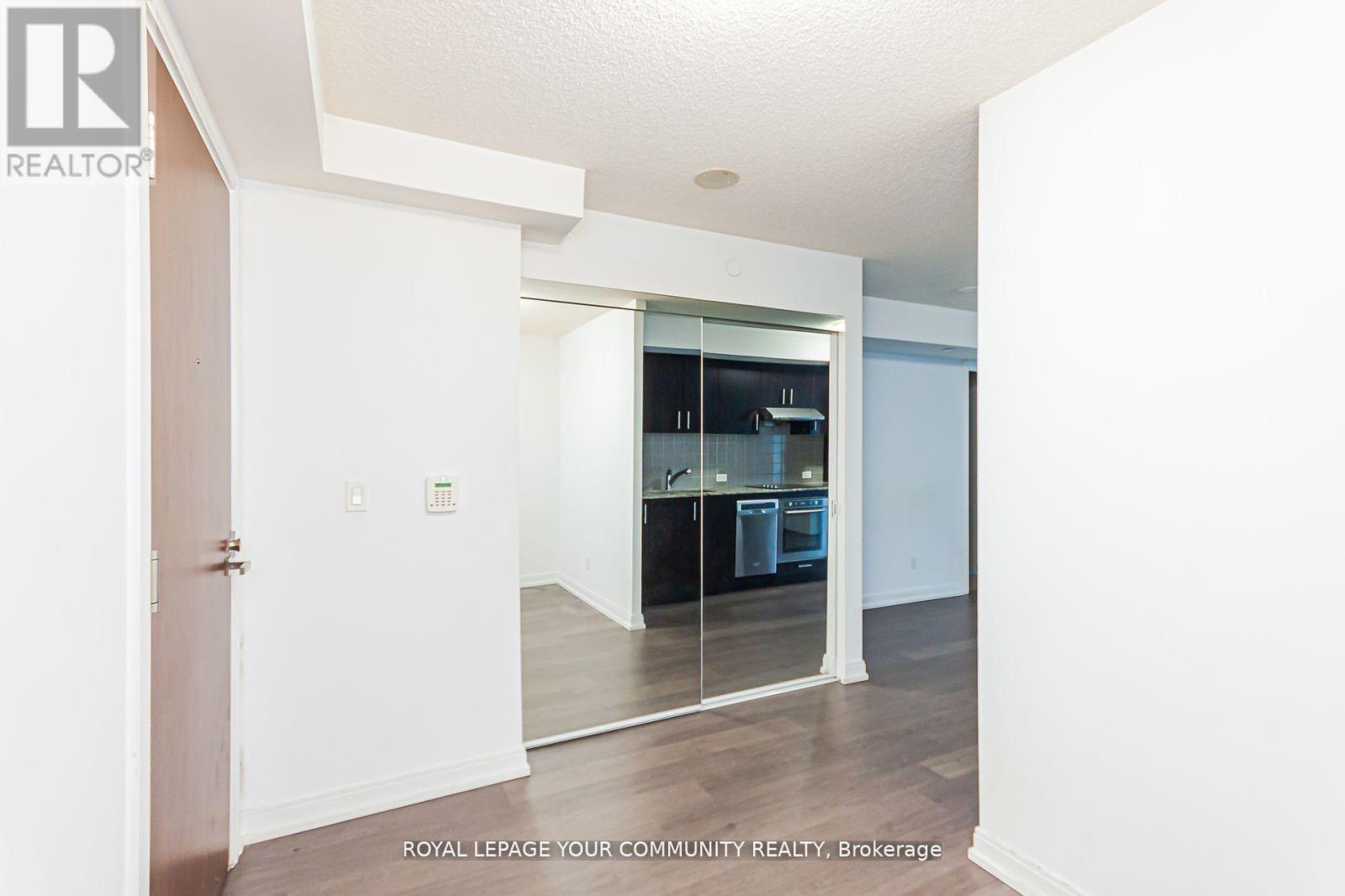 1310 - 255 Village Green Square, Toronto, Ontario  M1S 0L3 - Photo 32 - E12330185