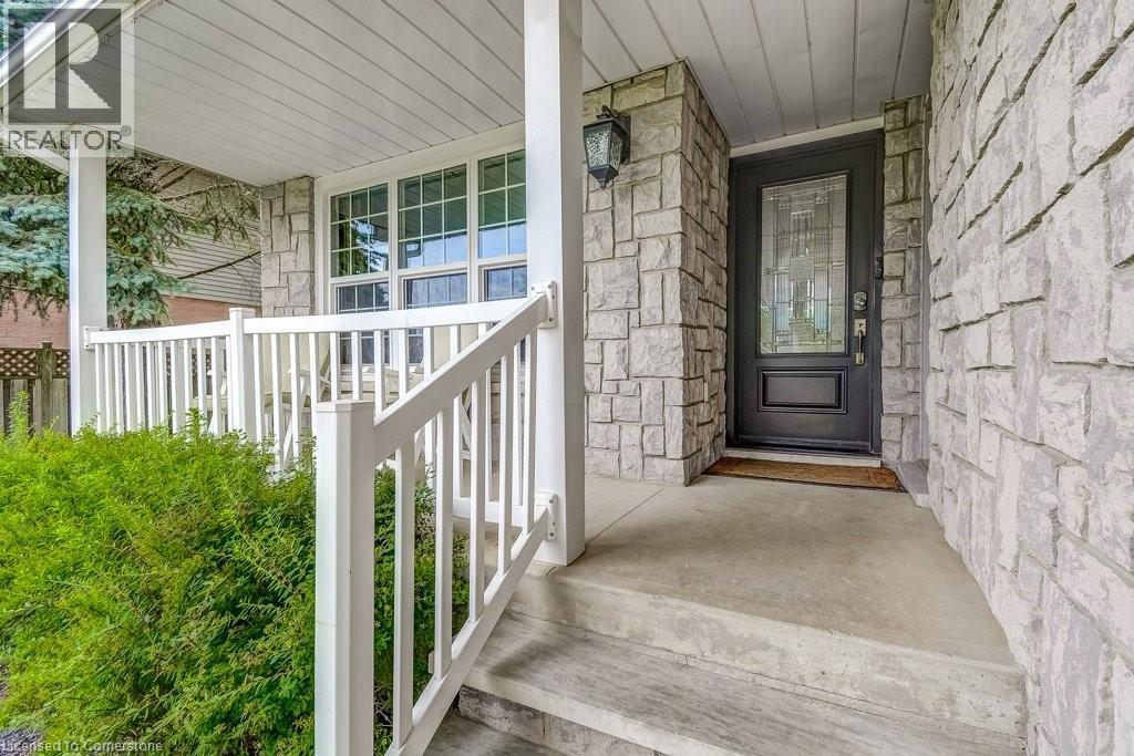 37 Culotta Drive, Waterdown, Ontario  L8B 0G9 - Photo 3 - 40758309
