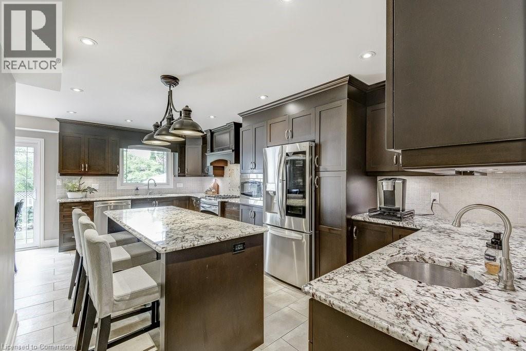 37 Culotta Drive, Waterdown, Ontario  L8B 0G9 - Photo 9 - 40758309