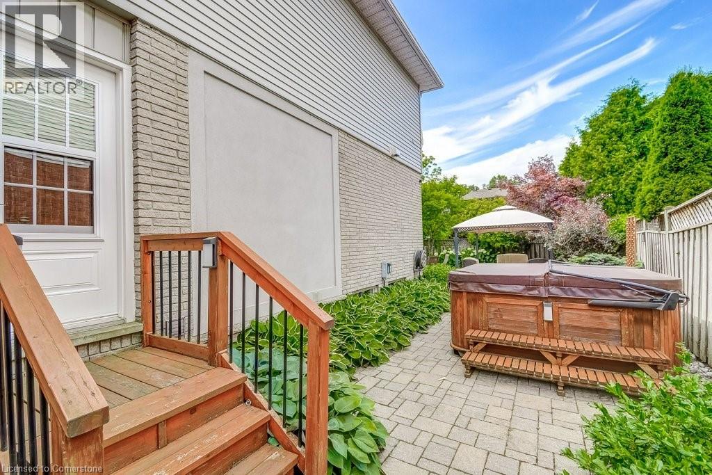 37 Culotta Drive, Waterdown, Ontario  L8B 0G9 - Photo 35 - 40758309