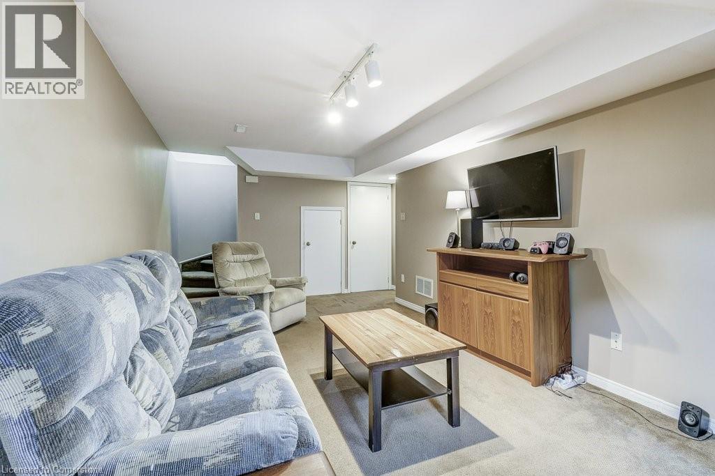37 Culotta Drive, Waterdown, Ontario  L8B 0G9 - Photo 26 - 40758309