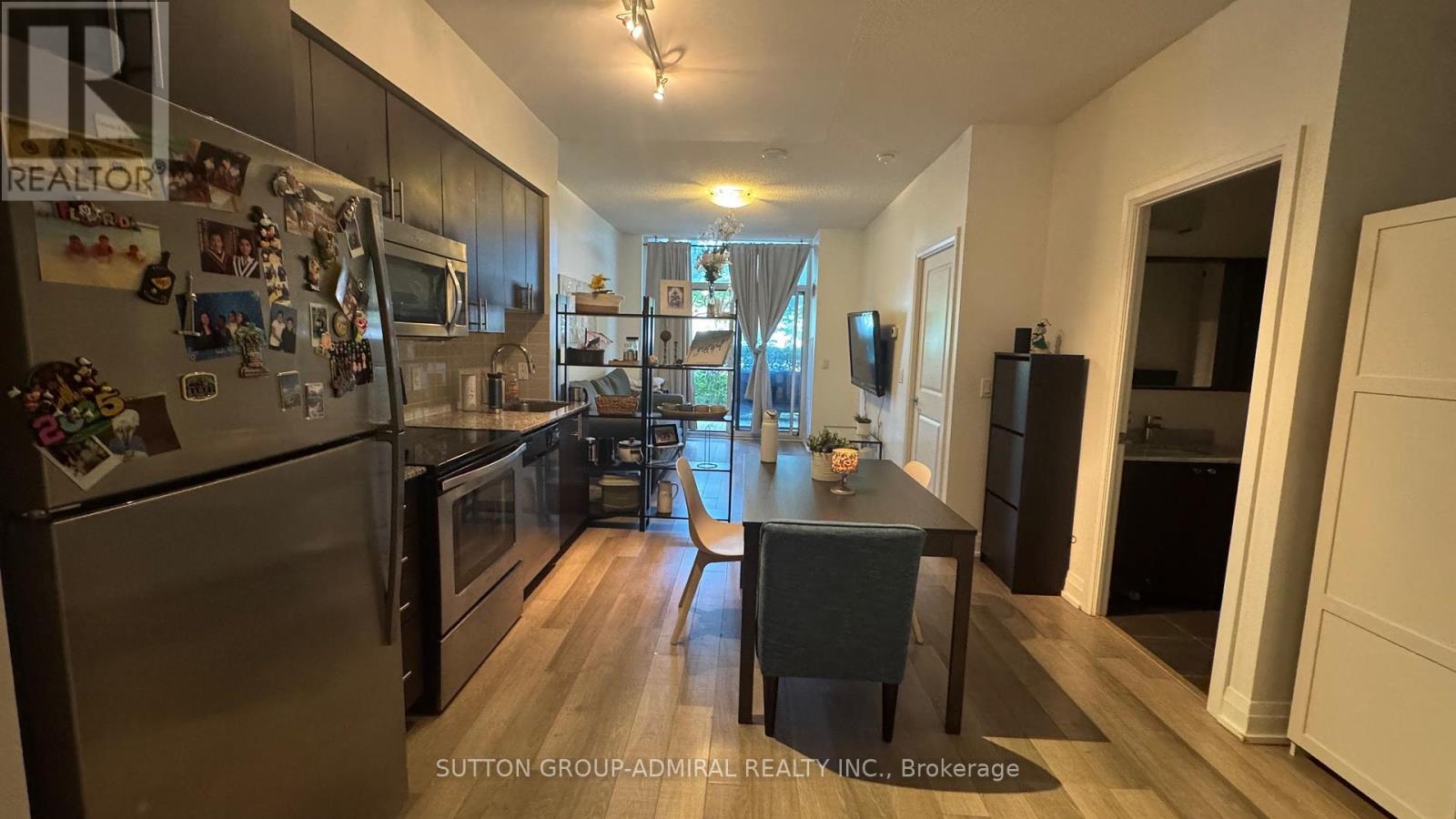 102 - 85 North Park Road, Vaughan (Beverley Glen), Ontario  L4J 0H8 - Photo 3 - N12330186