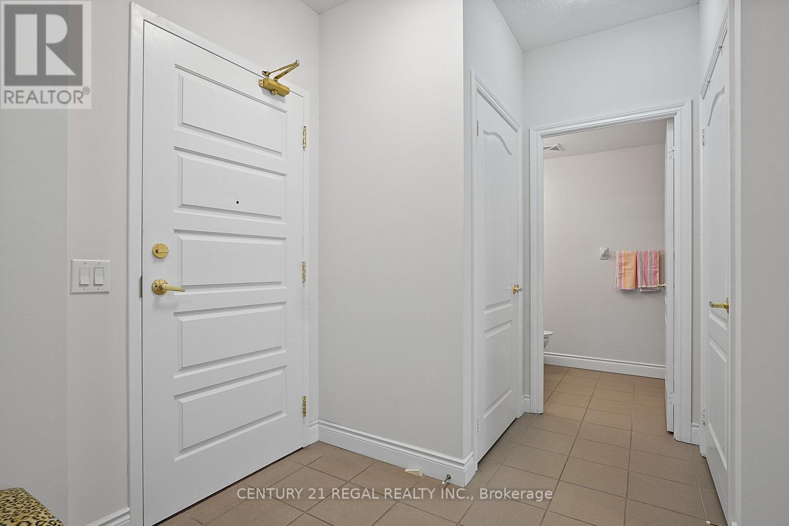 315 - 1 Sun Yat Sen Avenue, Markham, Ontario  L3R 5K9 - Photo 12 - N12330242