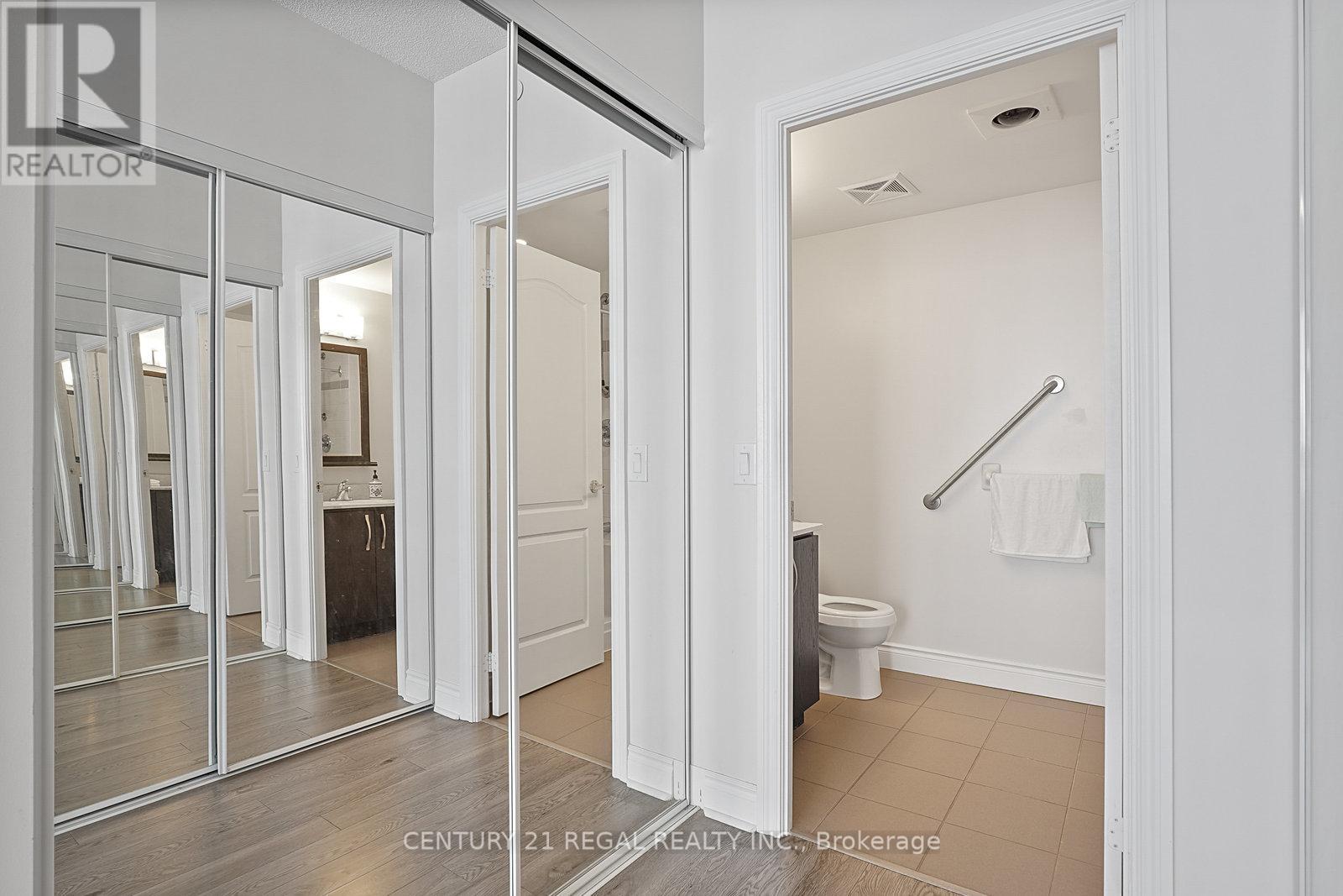 315 - 1 Sun Yat Sen Avenue, Markham, Ontario  L3R 5K9 - Photo 8 - N12330242