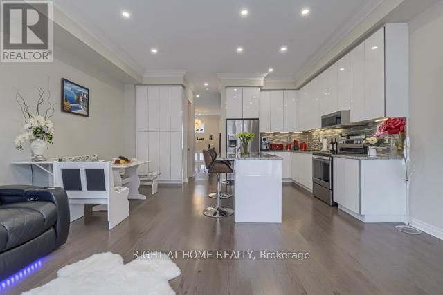 Property at 12 LASKIN DRIVE image 1