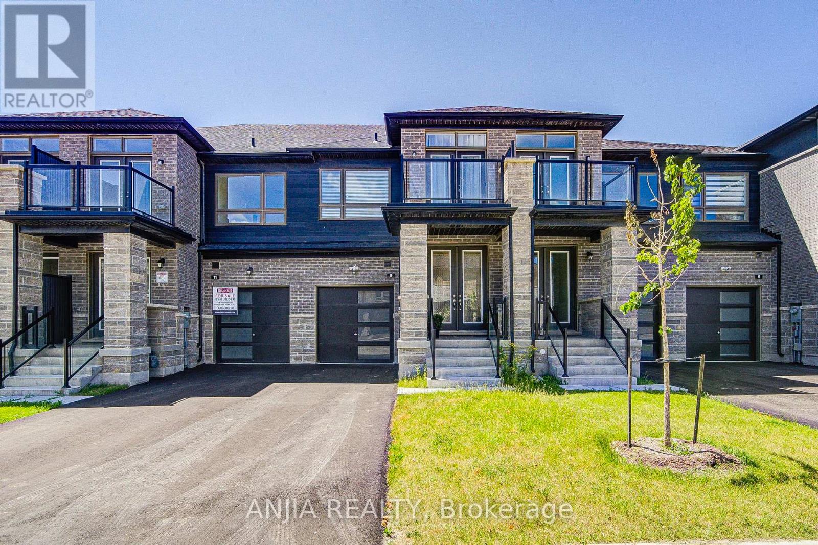 Property at 9 MACE AVENUE image 1
