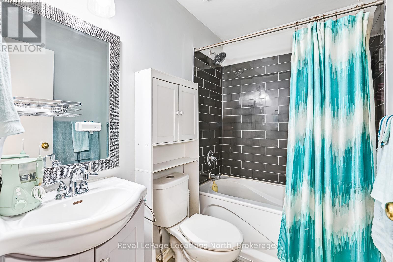 592 Tenth Street, Collingwood, Ontario  L9Y 4C1 - Photo 15 - S12330470