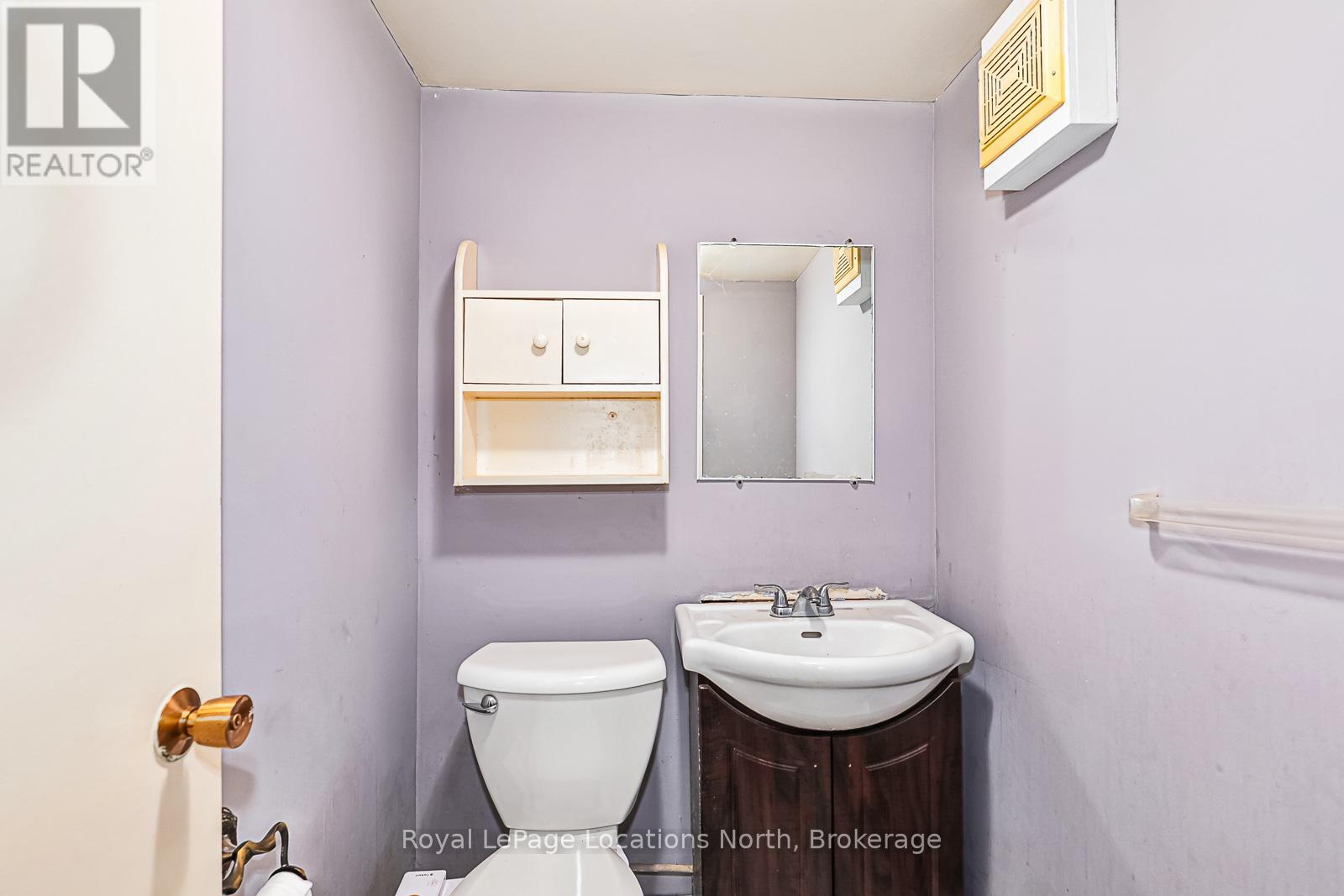 592 Tenth Street, Collingwood, Ontario  L9Y 4C1 - Photo 17 - S12330470