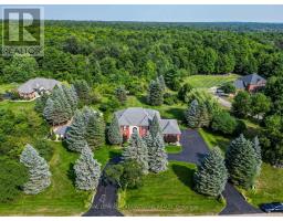 8 DEER RUN CRESCENT, Halton Hills, Ontario