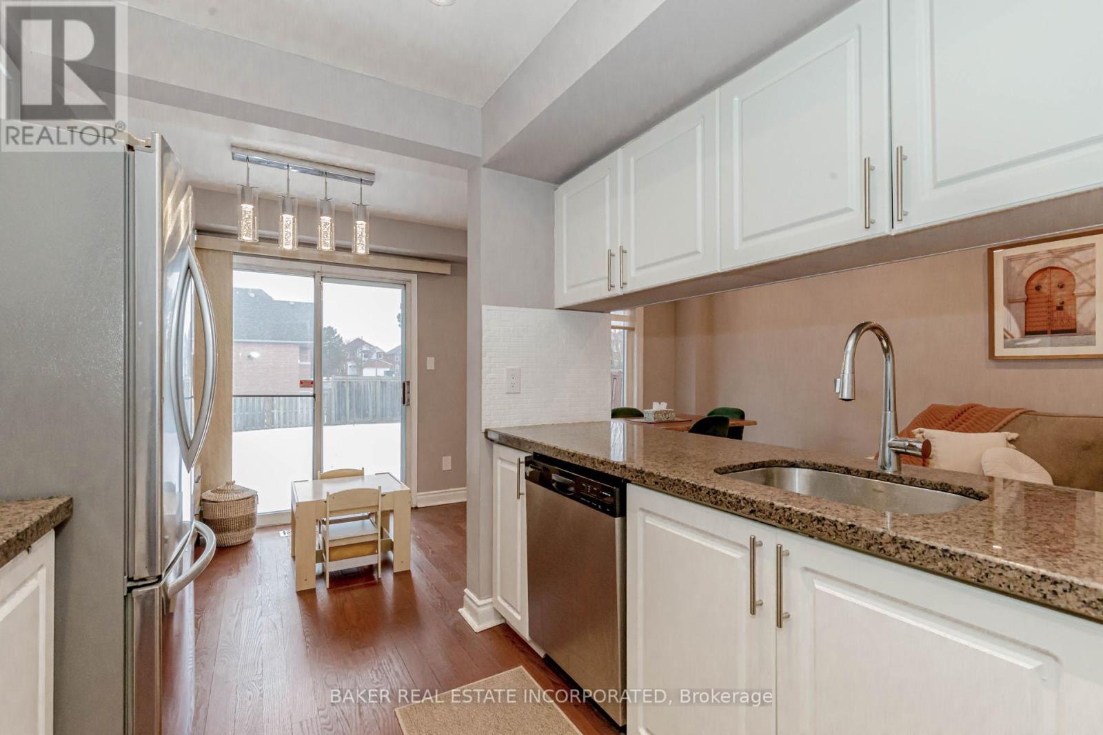44 - 1485 Torrington Drive, Mississauga, Ontario  L5V 1Y3 - Photo 16 - W12330249