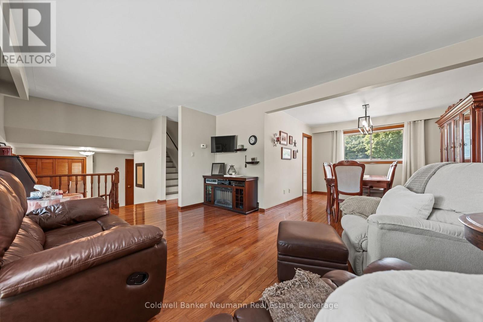 61 Bellevue Street, Guelph, Ontario  N1G 1E9 - Photo 10 - X12330456