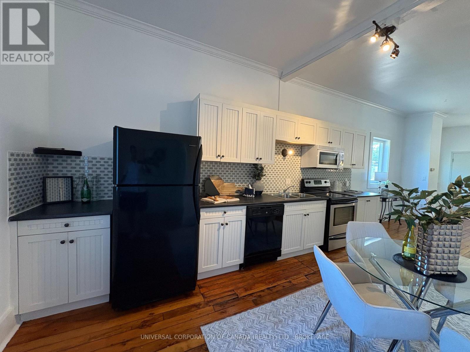 29 Robinson Street, Bayham, Ontario  N0J 1T0 - Photo 17 - X12330582