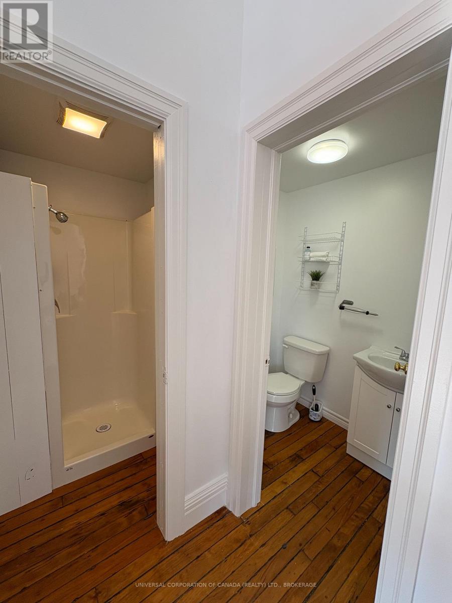 29 Robinson Street, Bayham, Ontario  N0J 1T0 - Photo 7 - X12330582