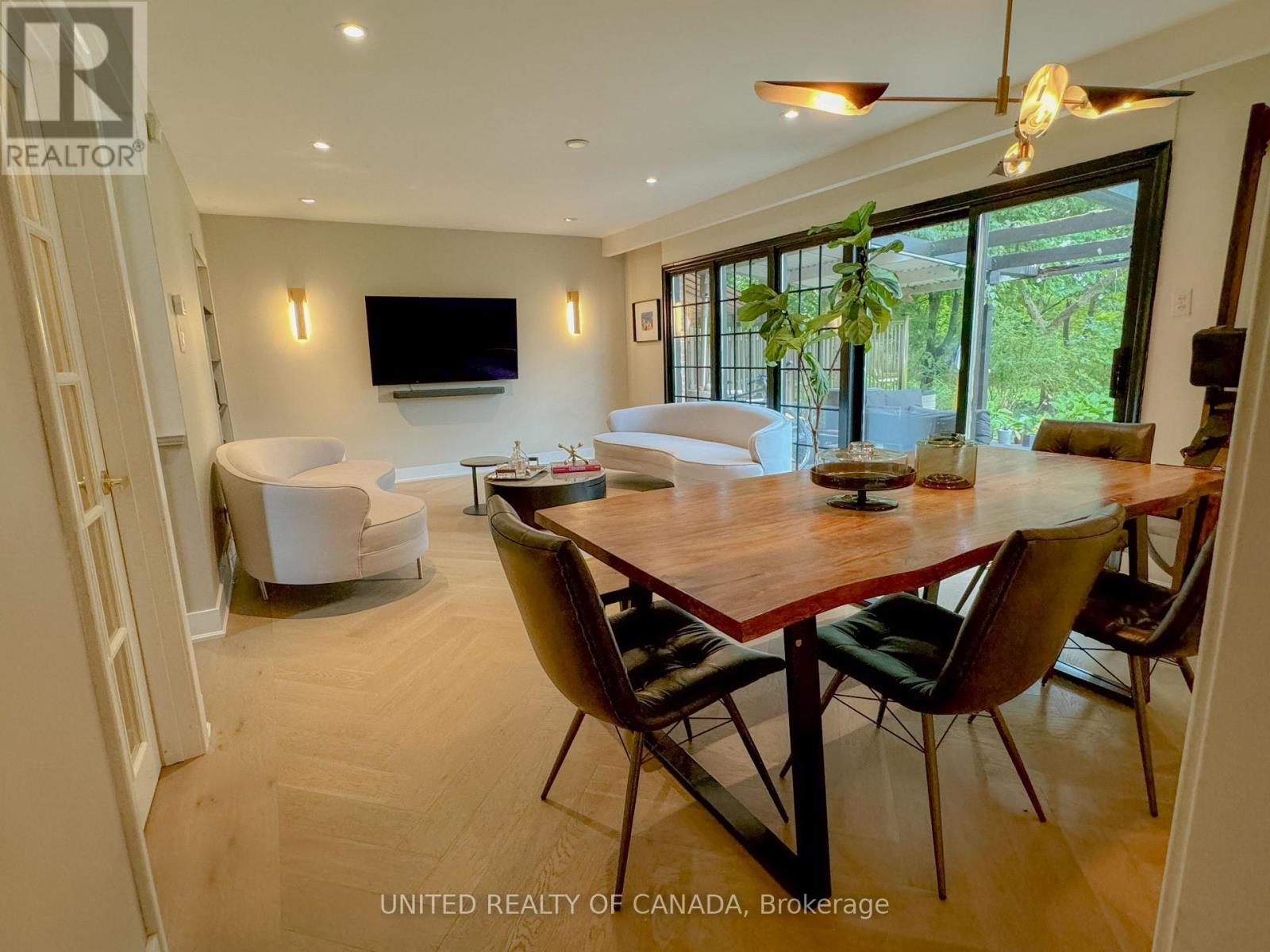 Property at 178 THREE VALLEYS DRIVE image 4