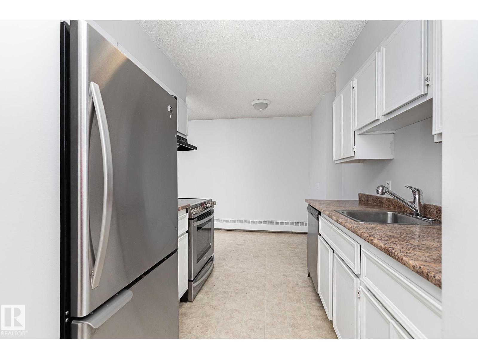 Property at #1006 12841 65 ST NW image 3