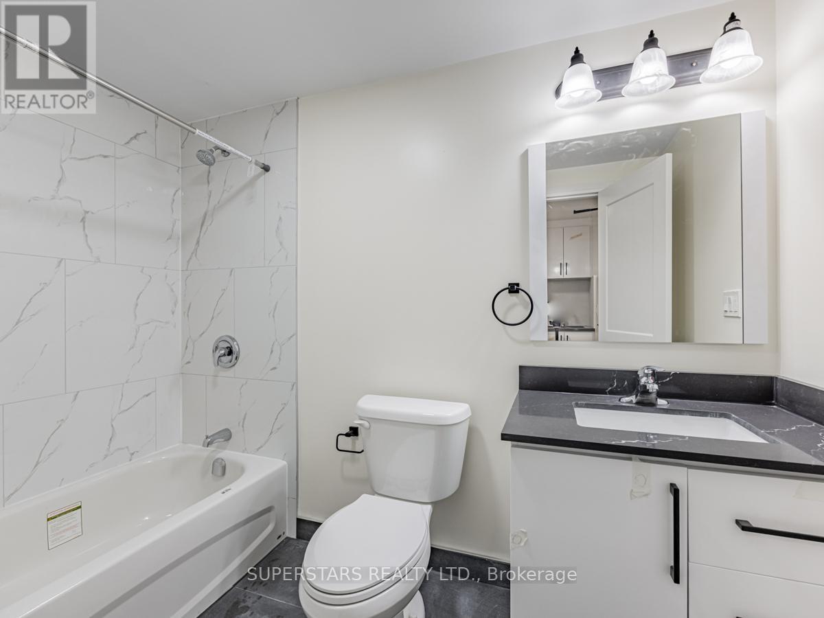 36 Lindsay Street S, Kawartha Lakes, Ontario  K9V 2L8 - Photo 18 - X12330228