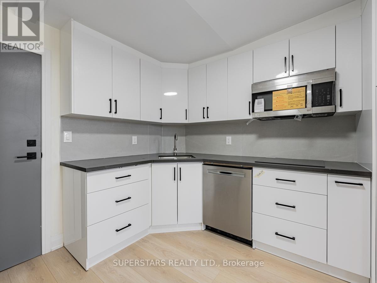 36 Lindsay Street S, Kawartha Lakes, Ontario  K9V 2L8 - Photo 19 - X12330228