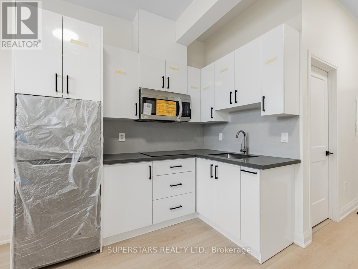 36 Lindsay Street S, Kawartha Lakes, Ontario  K9V 2L8 - Photo 21 - X12330228