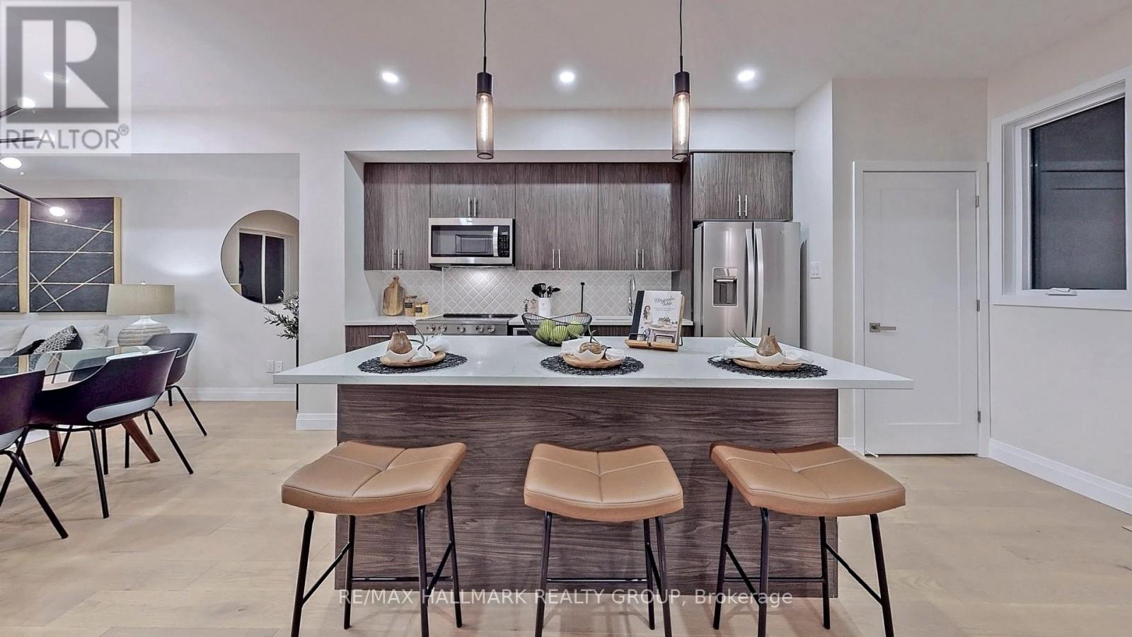 Property at 809 STAR PRIVATE image 1