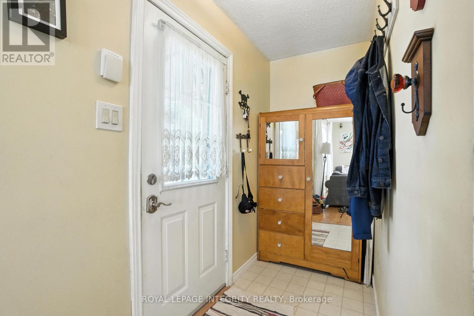 Property at 841 MERIVALE ROAD image 3