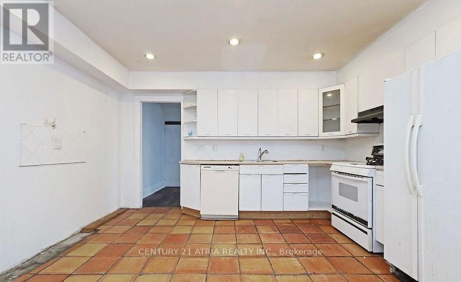 Property at 9 EAST ROAD image