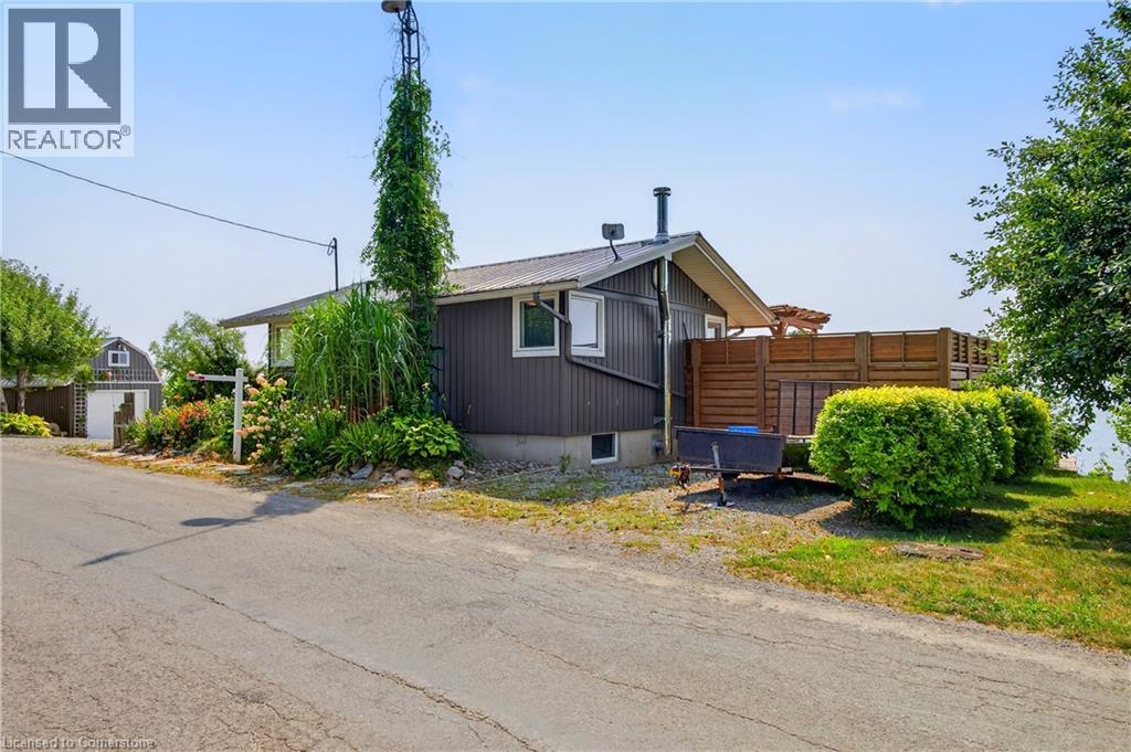 Property at 1238 LAKESHORE Road image 2