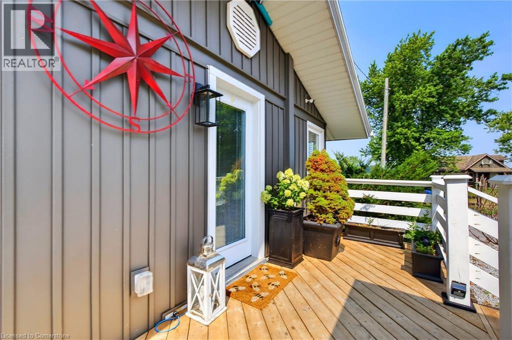 Property at 1238 LAKESHORE Road image 4