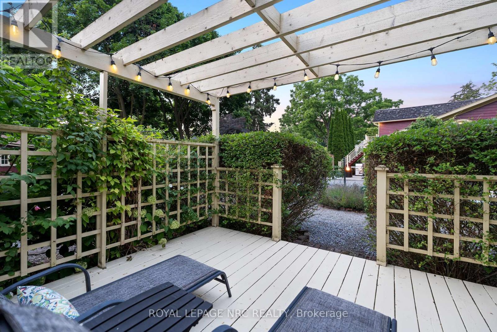 Property at 307 MISSISSAGUA STREET image 4