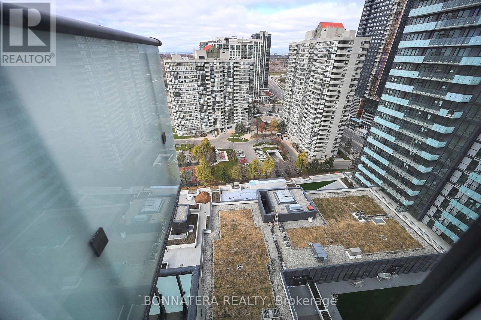 1703 - 4130 Parkside Village Drive, Mississauga, Ontario  L5B 0L7 - Photo 32 - W12330294
