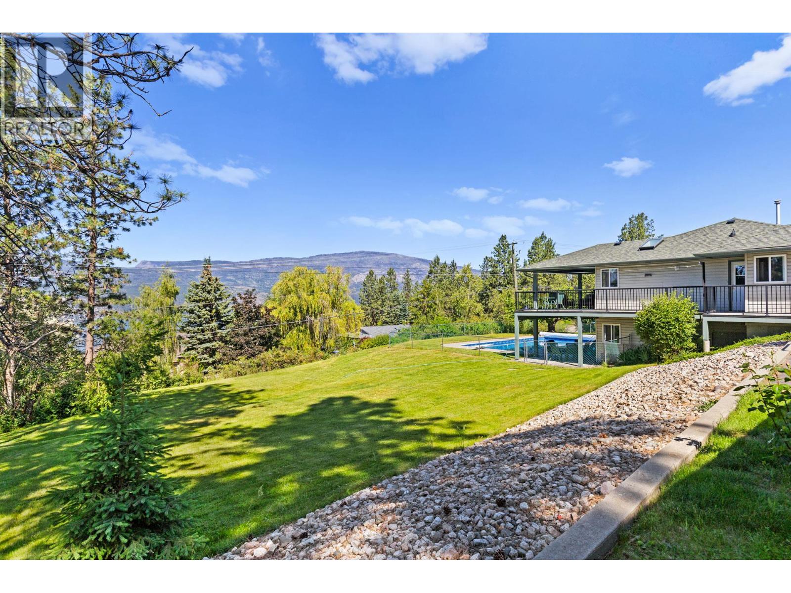 16865 COMMONAGE Road Lake Country Photo 5