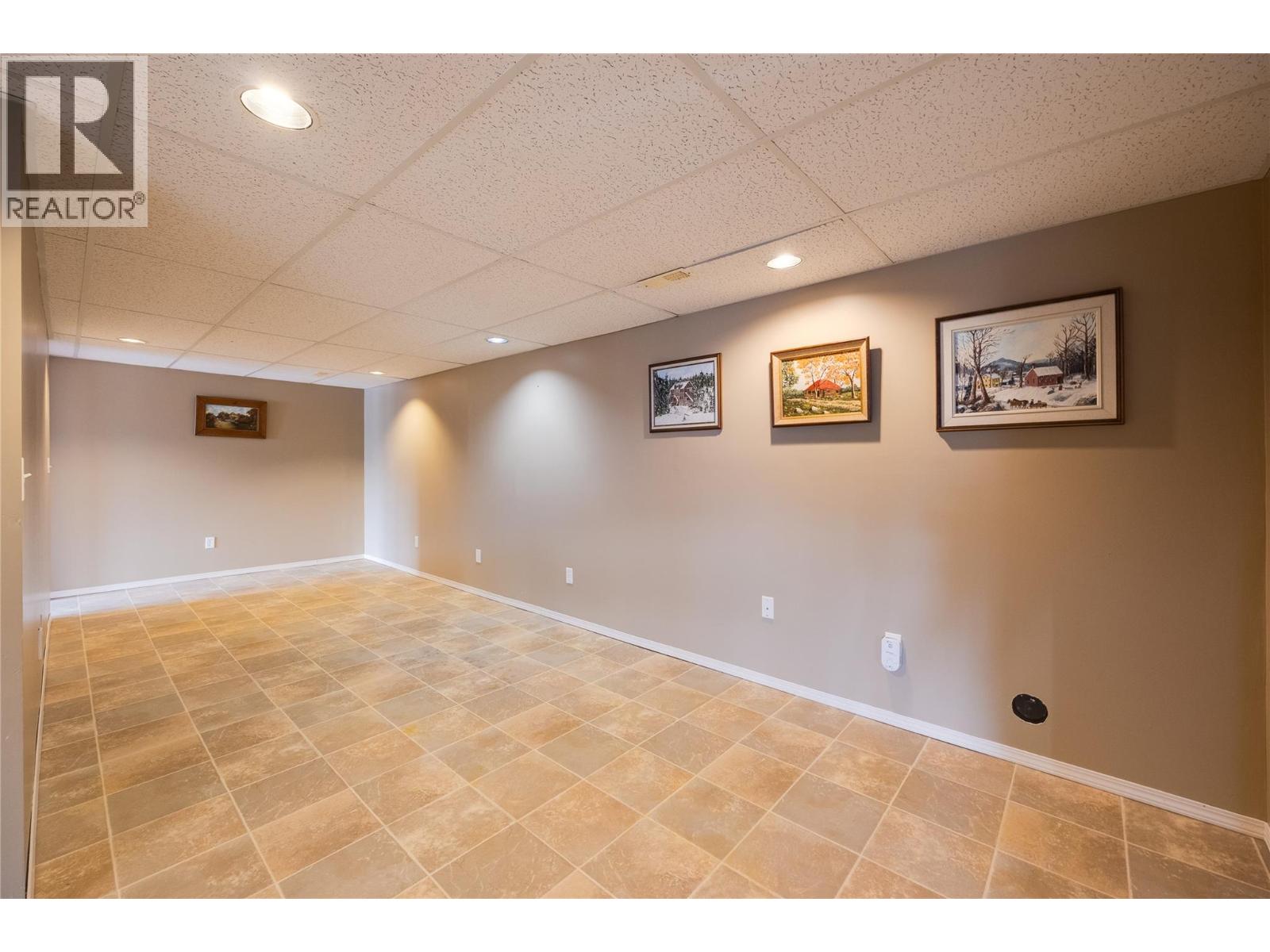 16865 COMMONAGE Road Lake Country Photo 33
