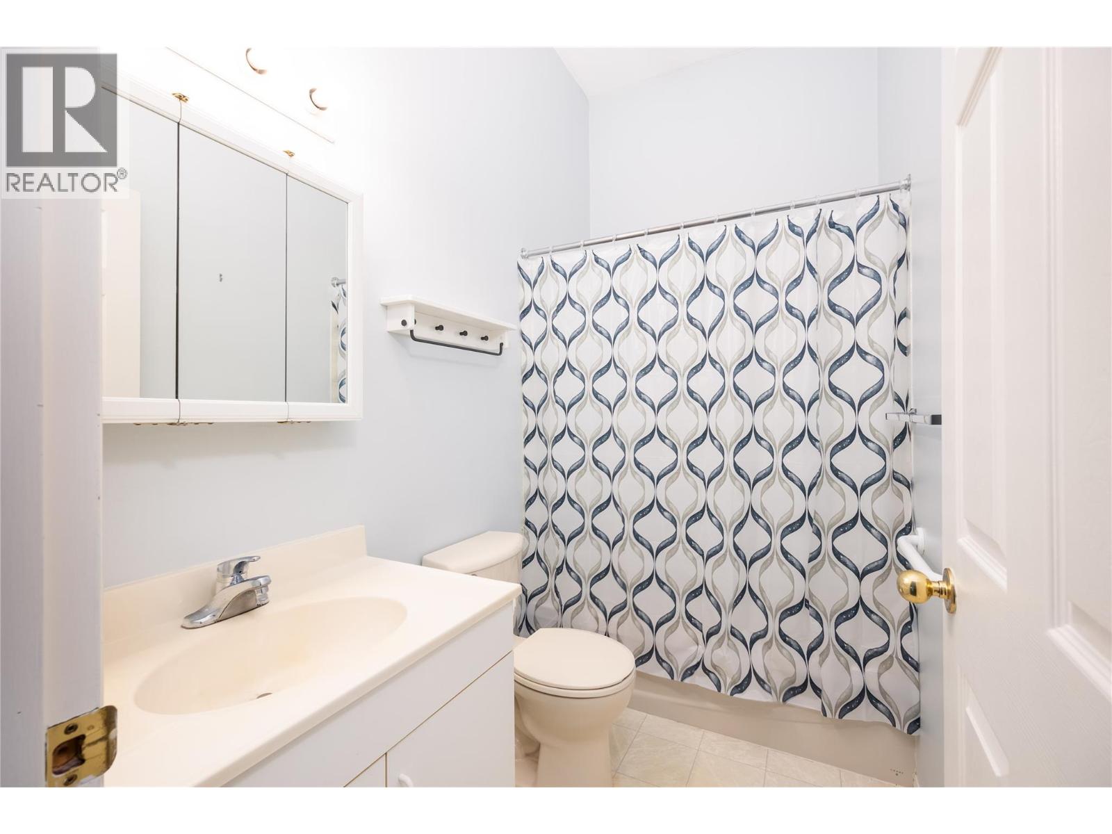 16865 COMMONAGE Road Lake Country Photo 40