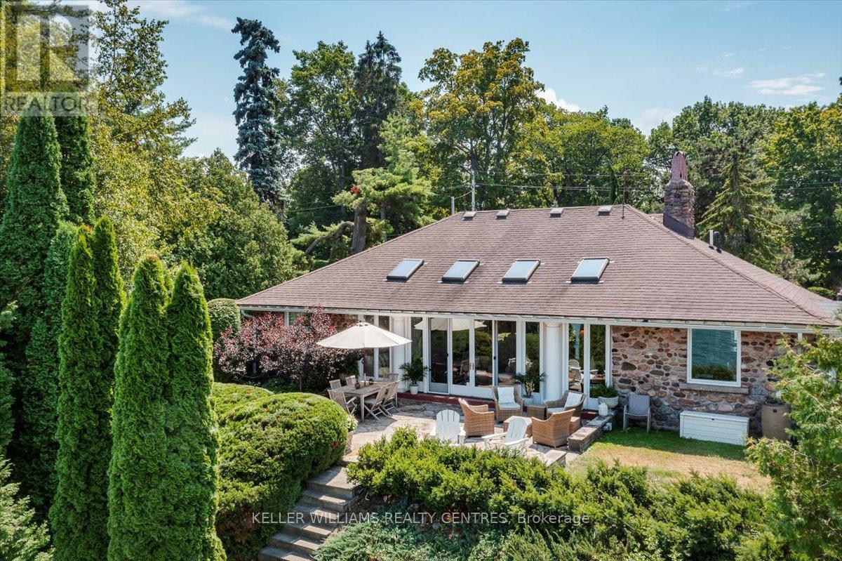 30 HEDGE ROAD, Georgina, Ontario