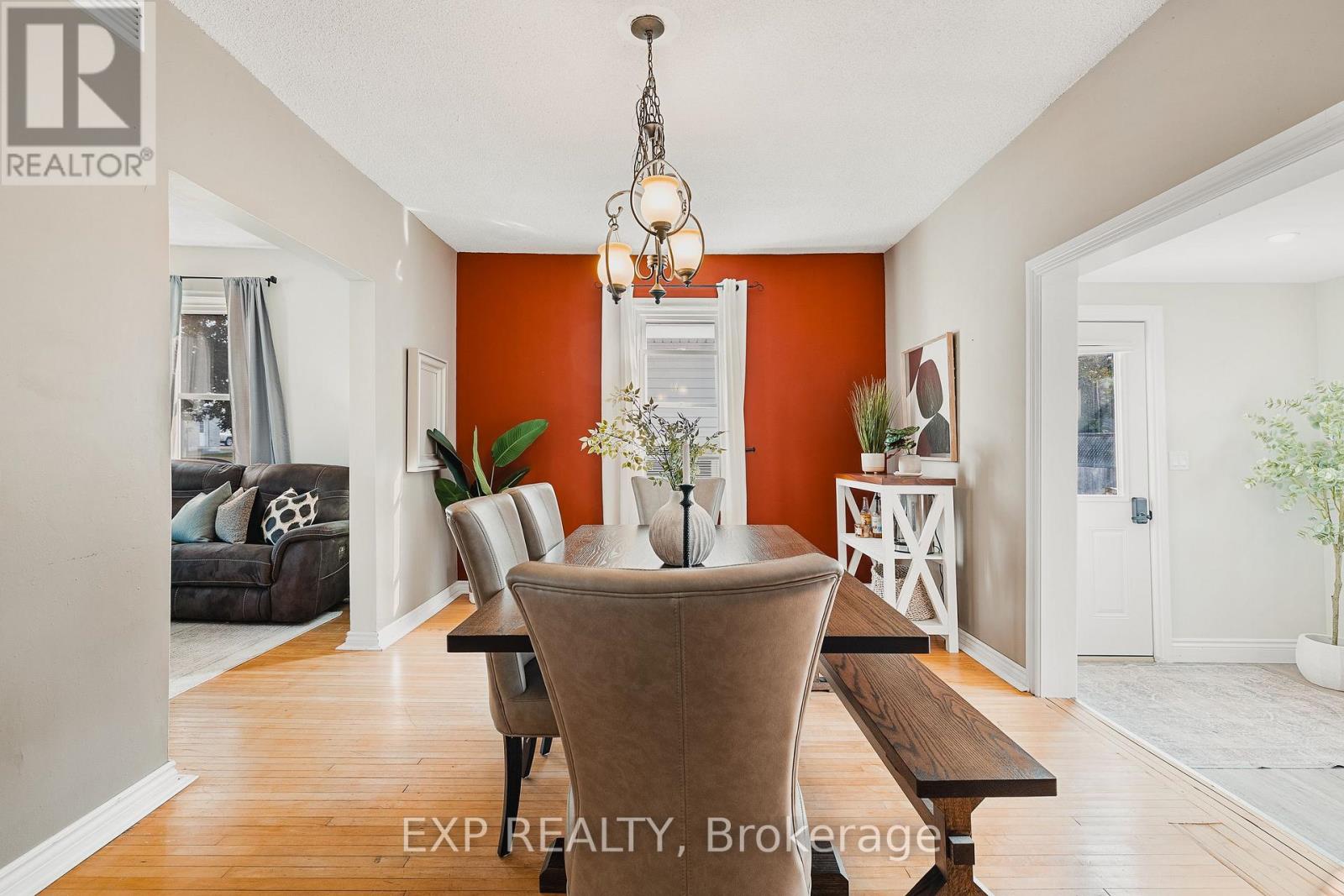 505 Wallace Avenue S, North Perth, Ontario  N4W 1Y6 - Photo 11 - X12330351