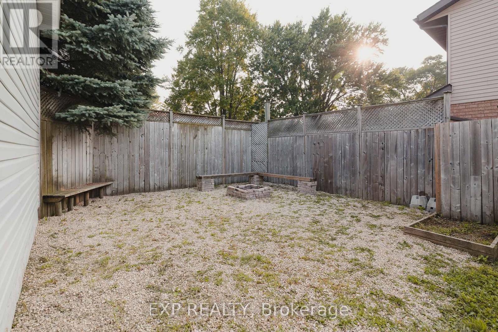 505 Wallace Avenue S, North Perth, Ontario  N4W 1Y6 - Photo 25 - X12330351