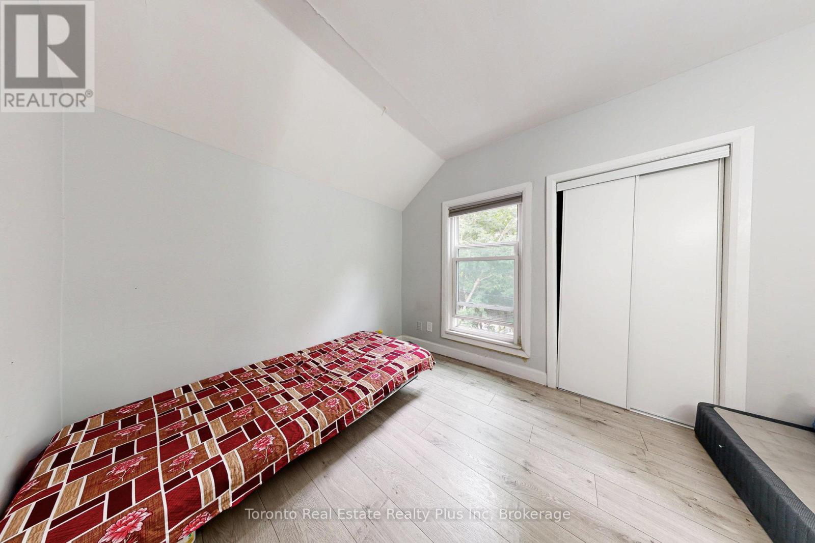 280 Cannon Street E, Hamilton, Ontario  L8L 2B5 - Photo 13 - X12330416