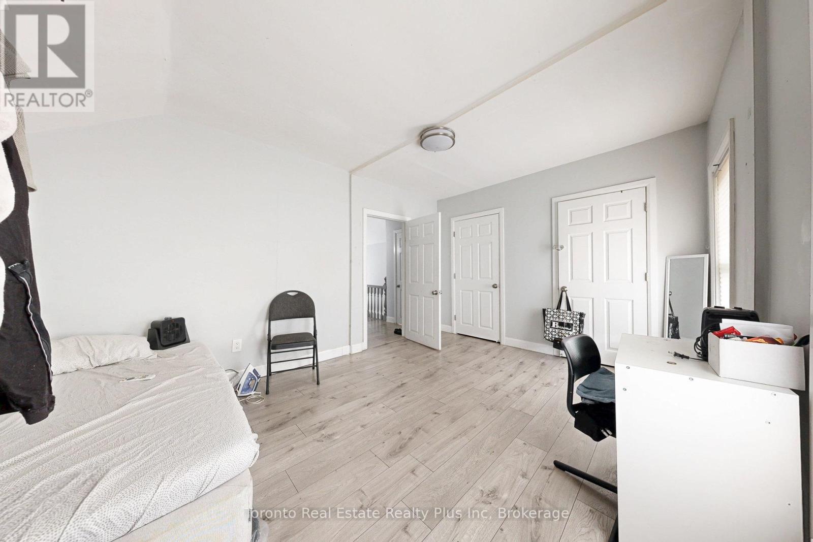 280 Cannon Street E, Hamilton, Ontario  L8L 2B5 - Photo 17 - X12330416