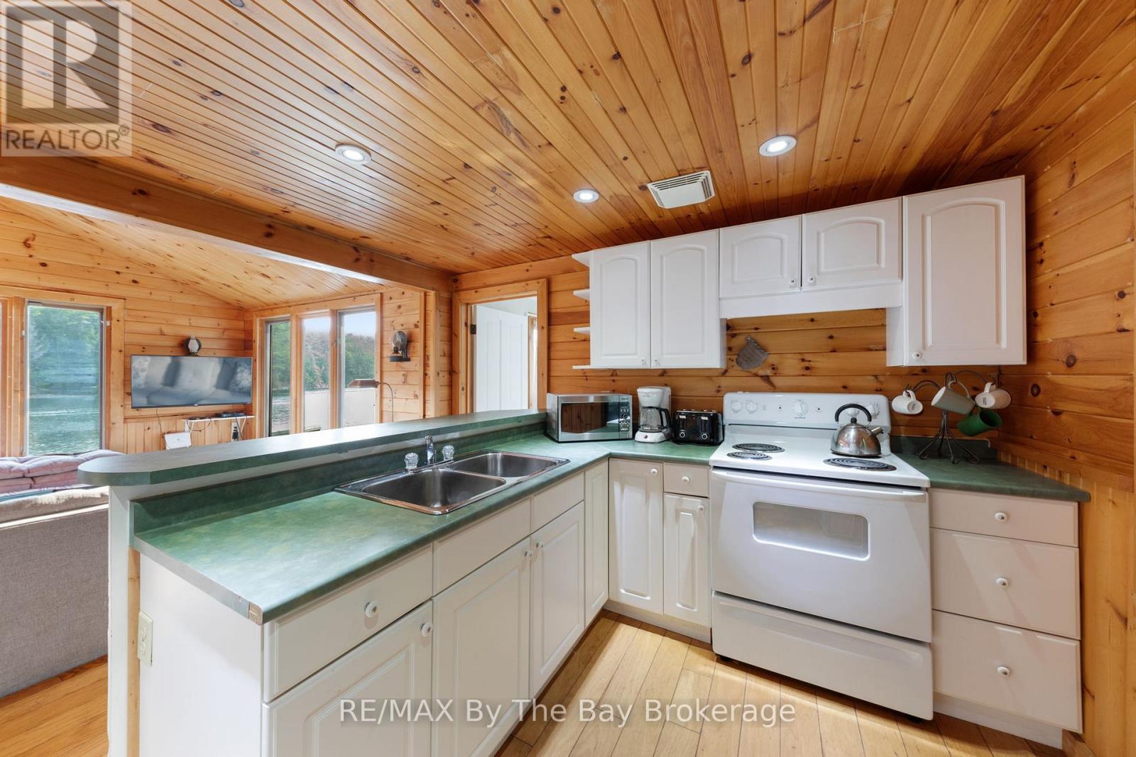 1215 Harrison Trail, Georgian Bay, Ontario  P2A 0B7 - Photo 13 - X12321672