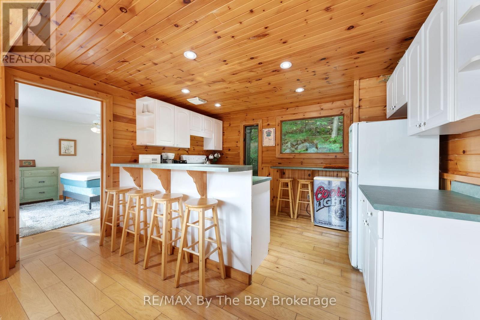 1215 Harrison Trail, Georgian Bay, Ontario  P2A 0B7 - Photo 12 - X12321672