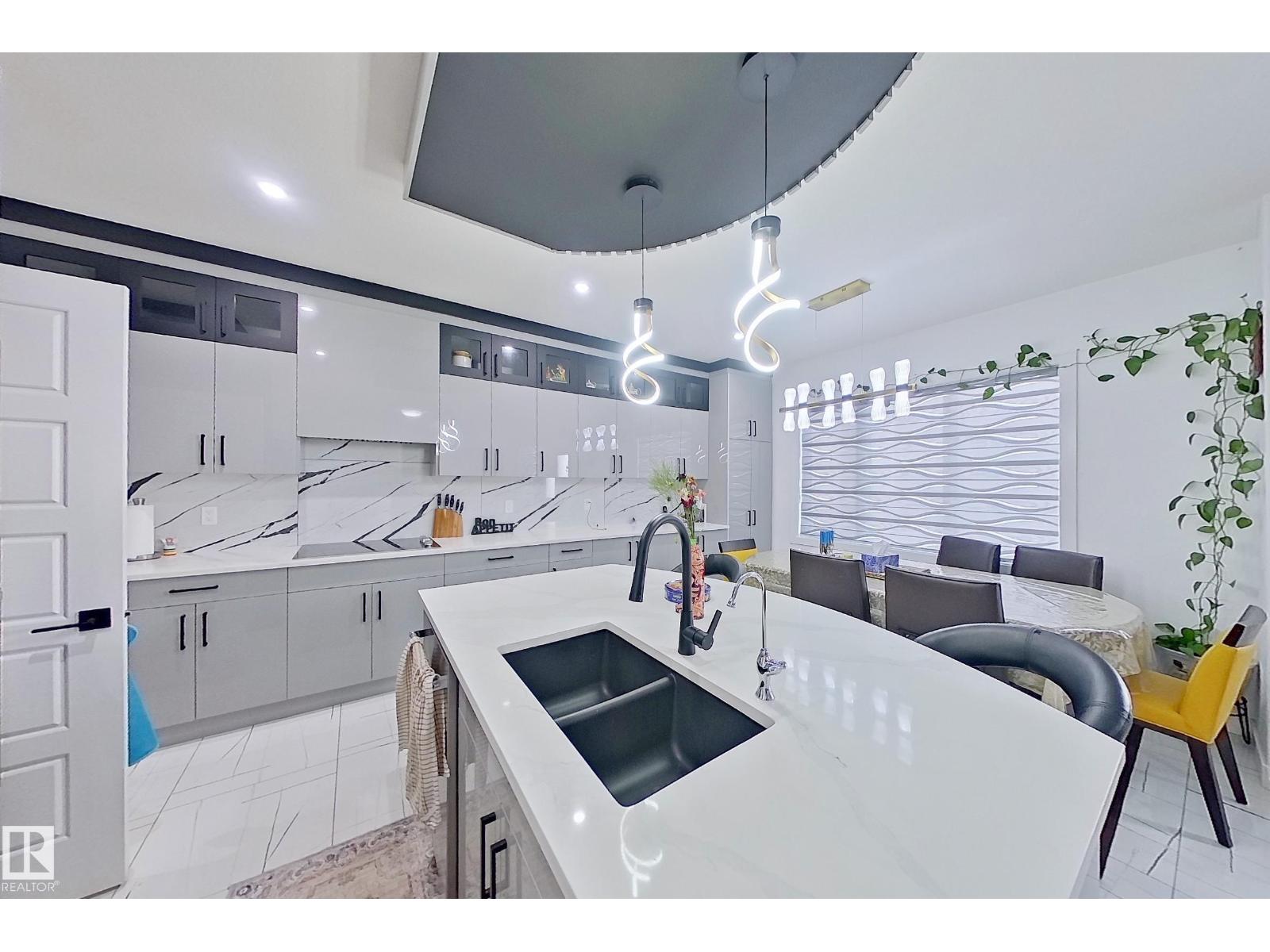 2538 14a Nw, Edmonton, Alberta  T6T 2T6 - Photo 13 - E4451663